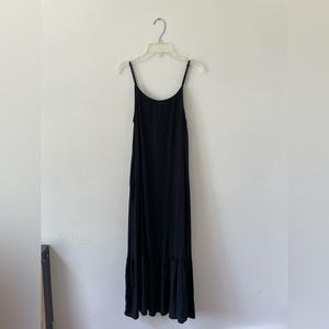 Midi black dress